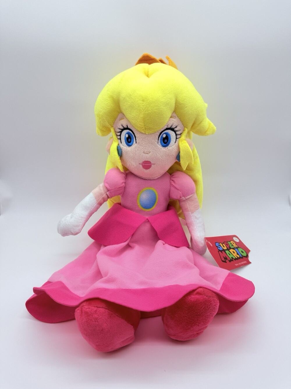 Nintendo Super Mario Princess Peach Plush 16" 2022